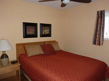Desert Surfside Waterfront Accommodations Osoyoos Eksteriør bilde