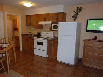 Desert Surfside Waterfront Accommodations Osoyoos Eksteriør bilde