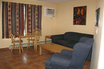Desert Surfside Waterfront Accommodations Osoyoos Eksteriør bilde
