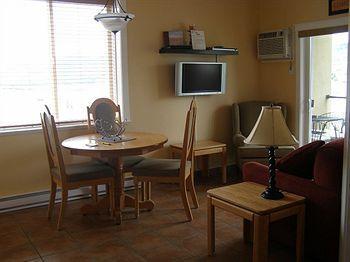 Desert Surfside Waterfront Accommodations Osoyoos Eksteriør bilde